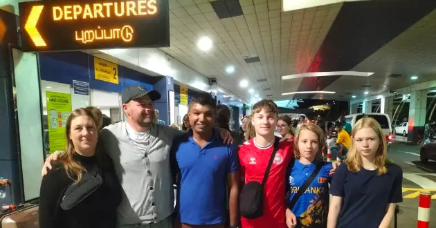 Airport pickup & drop-off